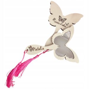 Kremowe lusterko z imieniem