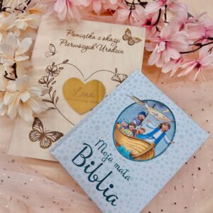 Pamiątka Pierwszych Urodzin Prezent z imieniem Roczek Biblia Pamiątka Pierwszych Urodzin Prezent z imieniem Roczek Biblia