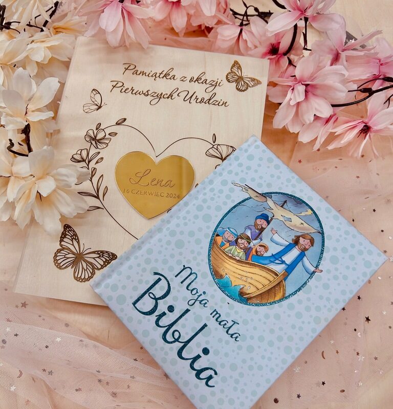 Pamiątka Pierwszych Urodzin Prezent z imieniem Roczek Biblia Pamiątka Pierwszych Urodzin Prezent z imieniem Roczek Biblia