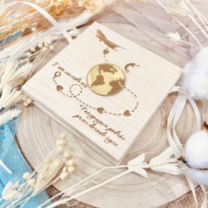 PUDEŁKO NA PIENIĄDZE PREZENT NA 18 URODZINY OSIEMNATSTKĘ KARTAKA