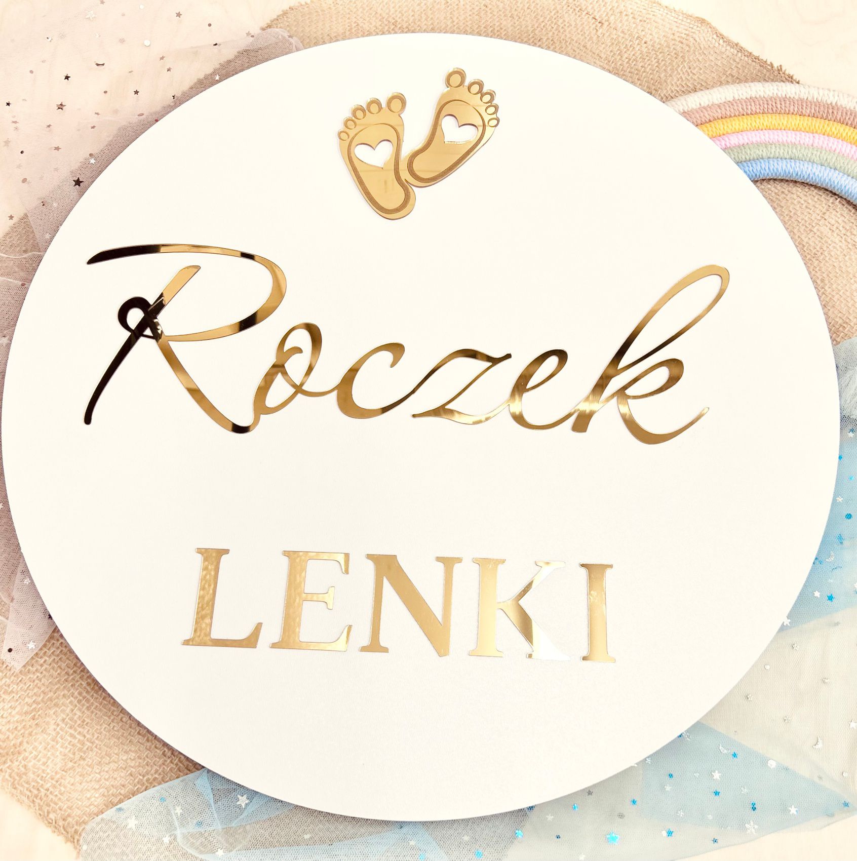 Tablica na roczek z stópkami