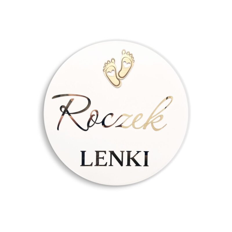 Tablica na roczek z stópkami