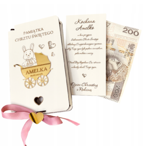 PUDEŁKO NA PIENIĄDZE NA CHRZEST ŚWIĘTY Z IMIENIEM GRAWER PAMIĄTKA CHRZTU
