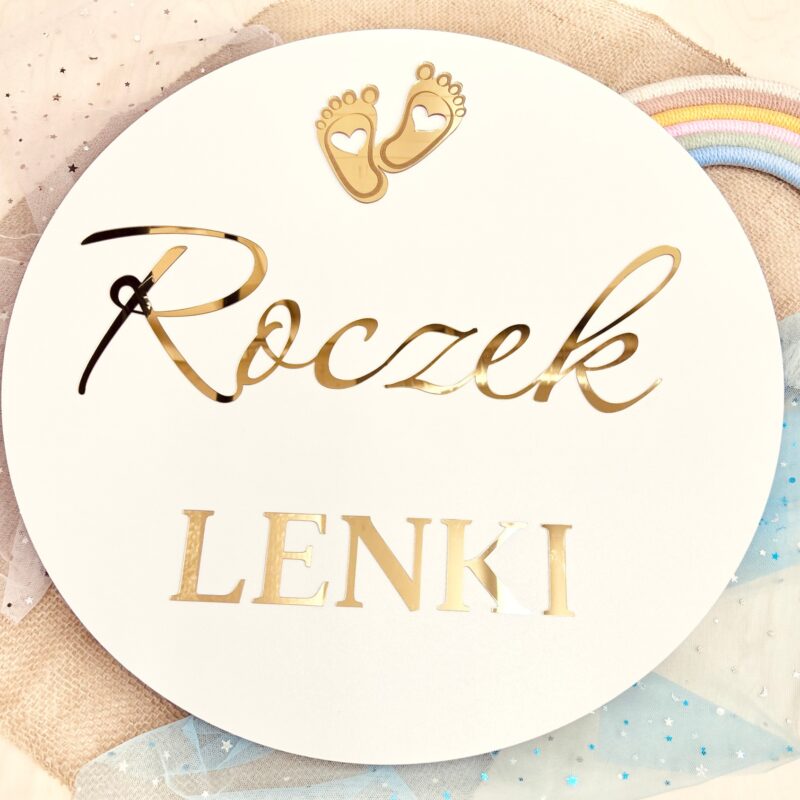 tr1s Okrągłą biała tablica na roczek ze złotymi stópkami