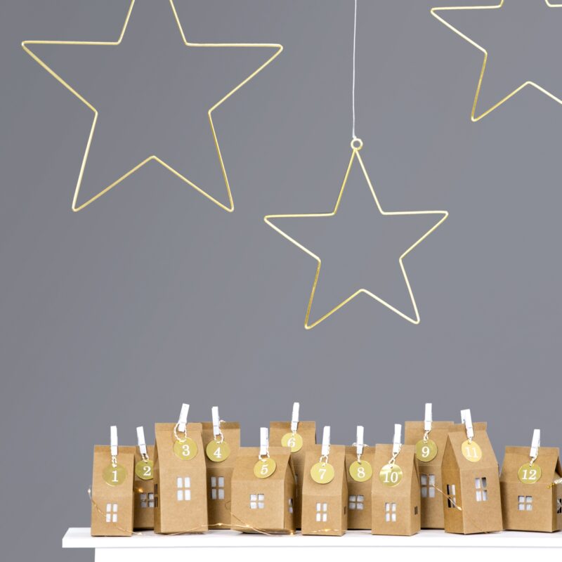 Kalendarz adwentowy Domki z papieru