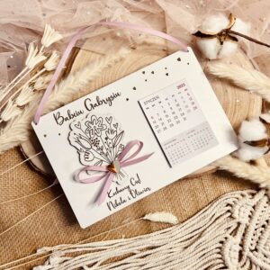 PREZENT NA DZIEŃ BABCI I DZIADKA KALENDARZ Z MAGNESEM GRAWER IMIONA WNUKÓW