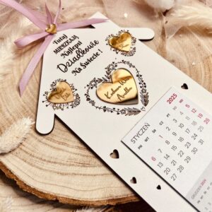 PREZENT NA DZIEŃ BABCI I DZIADKA KALENDARZ Z MAGNESEM GRAWER IMIONA WNUKÓW