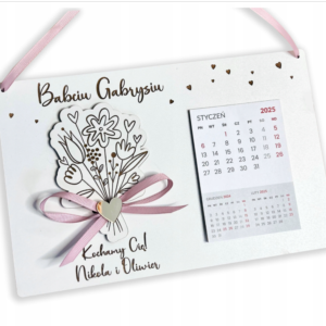 PREZENT NA DZIEŃ BABCI I DZIADKA KALENDARZ Z MAGNESEM GRAWER IMIONA WNUKÓW