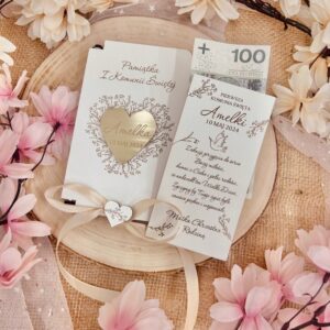 ced935f1492e8451cbaf448ce704 PUDEŁKO NA PIENIĄDZE NA KOMUNIĘ ŚWIĘTĄ Z IMIENIEM PAMIĄTKA KOMUNII GRAWER