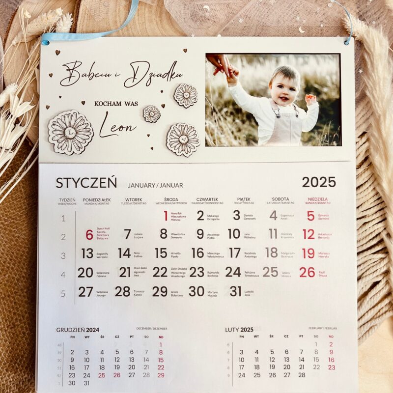 Kalendarz z miejscem na zdjęcie dziecka z okazji dnia babci i dziadka