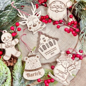 3 Drewniane bombki na drewnianym pieńku