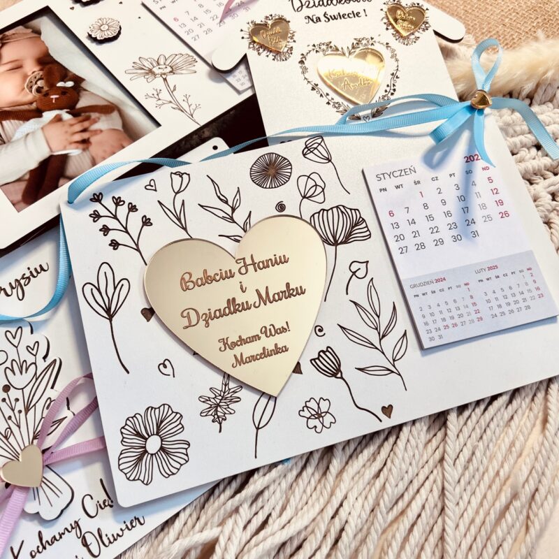 Kalendarz z złotym sercem z okazji dnia babci i dziadka