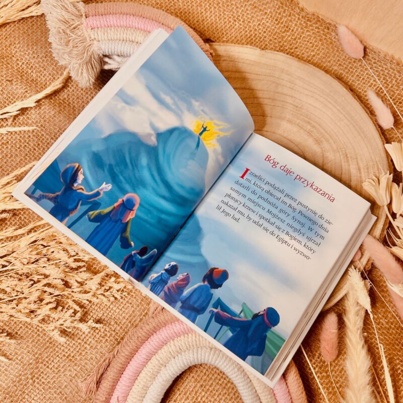 BC-3-4 Biblia pamiątka Chrztu Świętego z misiem.