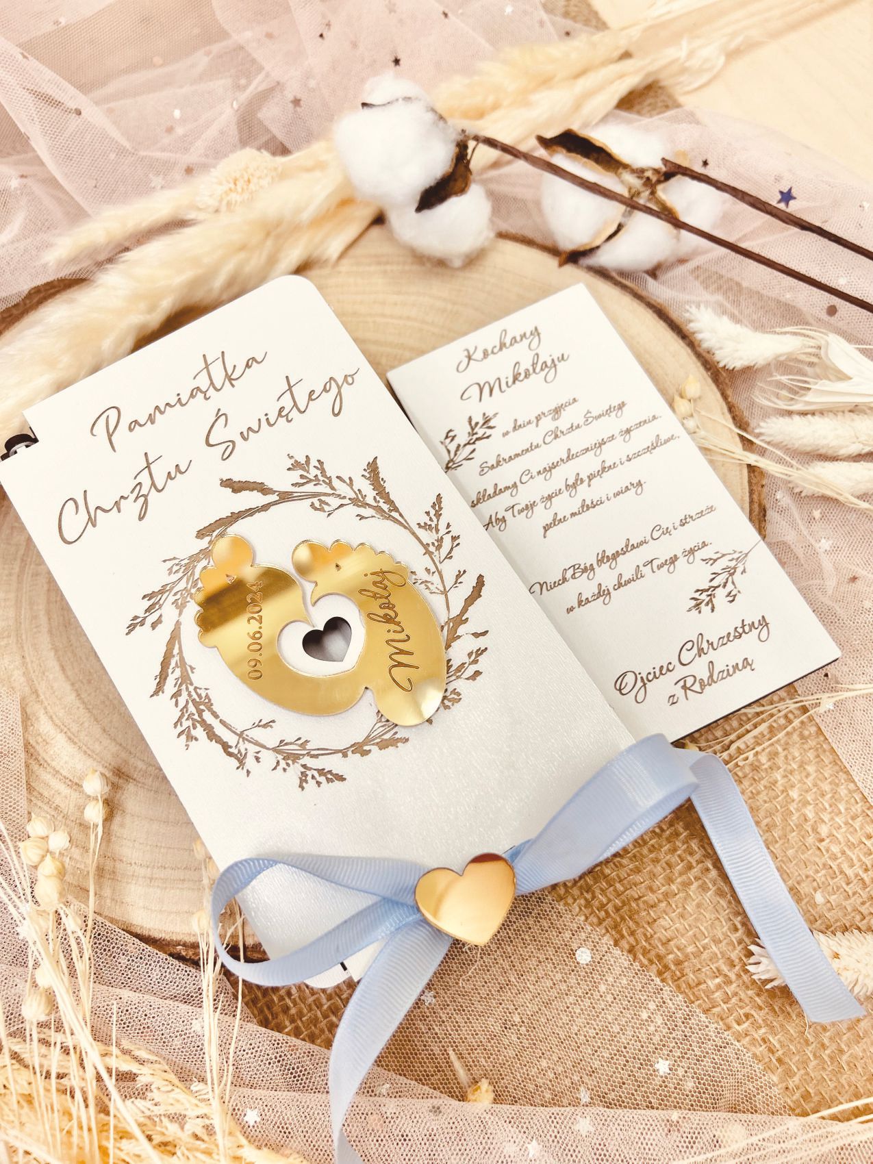 Pudełko na pieniądze z stopami