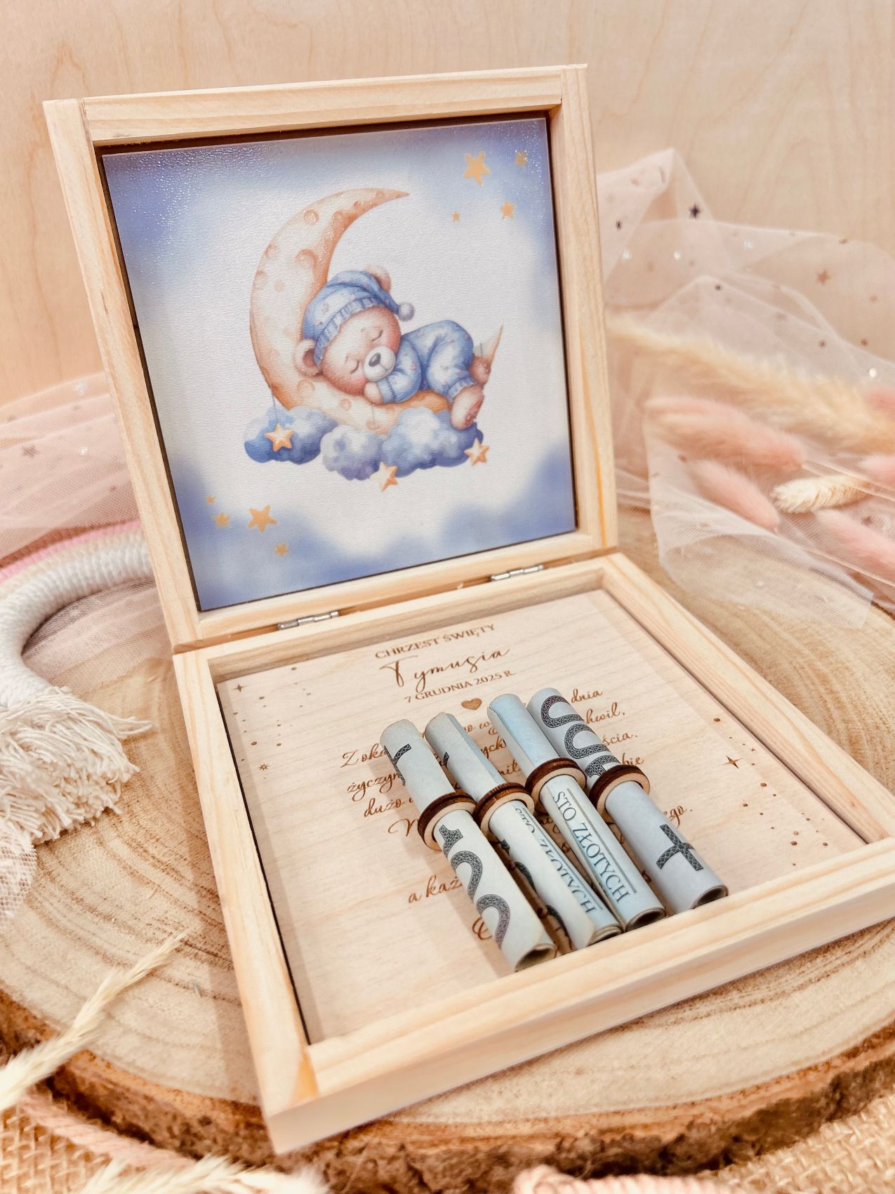 Drewniane pudełko na pieniądze z chmurką