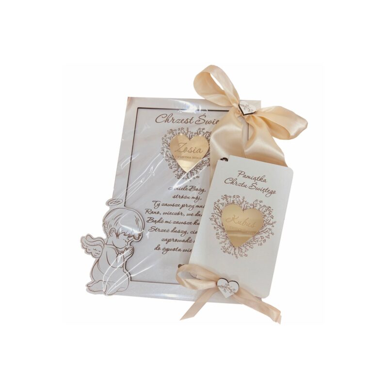 Zestaw pamiątek na chrzest obrazek i pudełko.