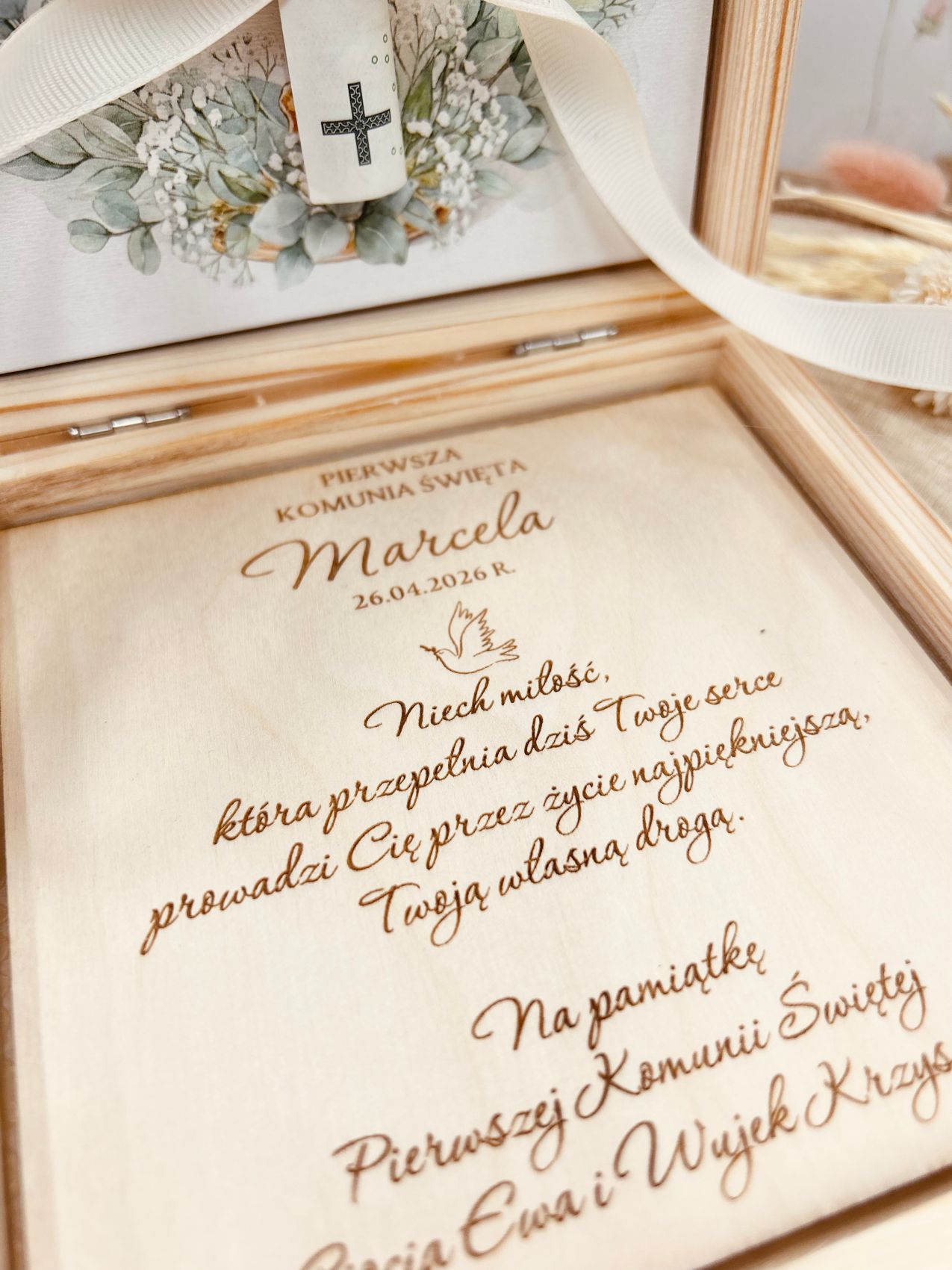 DREWNIANE PUDEŁKO NA PIENIĄDZE IHS